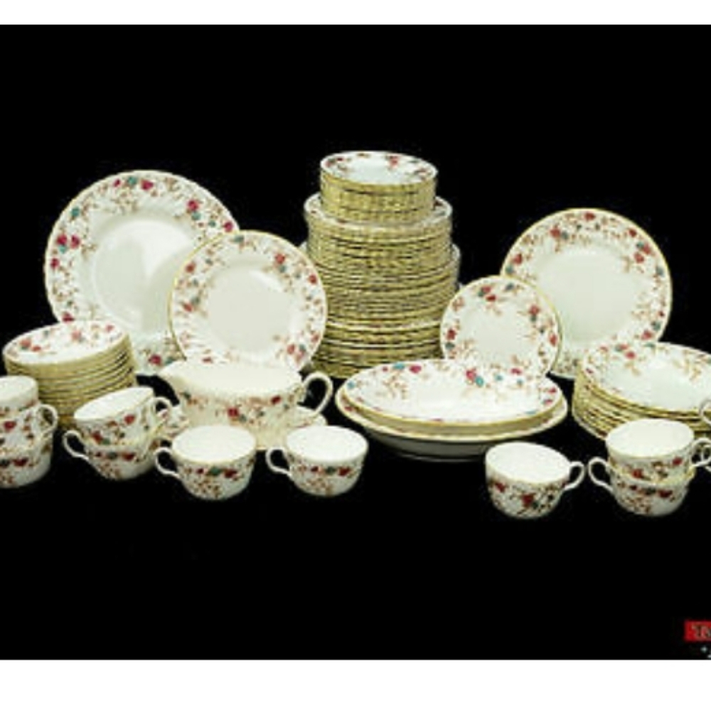 Minton Bone China Ancestral Pattern Dinner Set